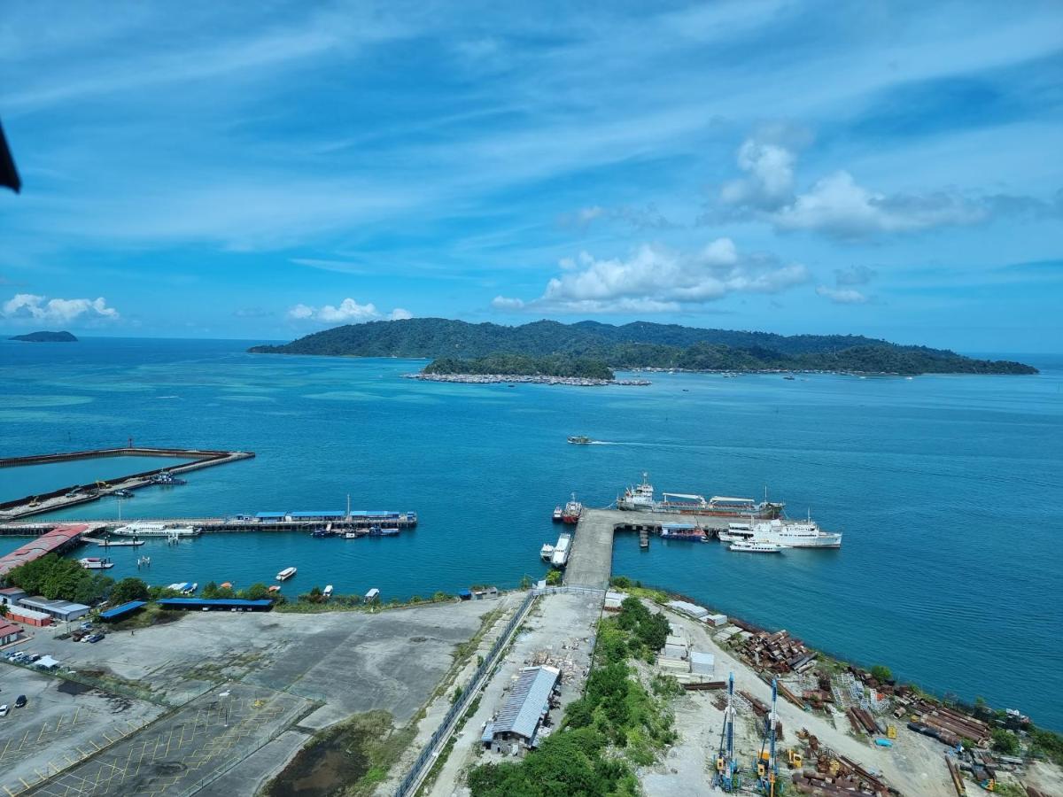 Nana - Jesselton Quay Apartment